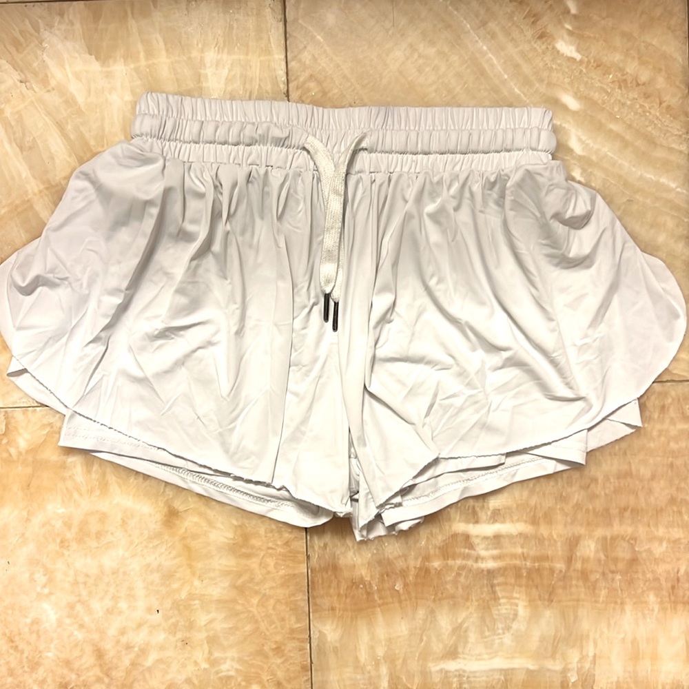 TrendyQueen/Amazon Butterfly Shorts / Fitness Shorts